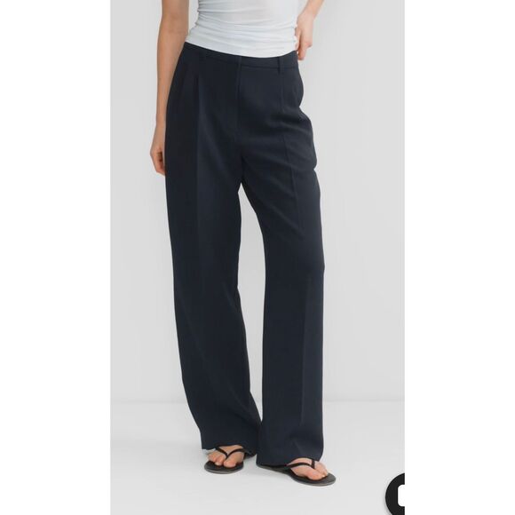 Aritzia Pants - Aritzia The Effortless Pant™ - Crepette™ Dark Night Navy